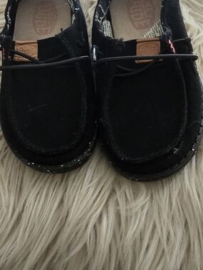 Kids Hey Dudes Size TD8, Great Condition Black Slip-On Casual Shoes